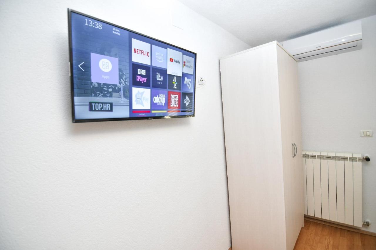 Studio Apartment Fažana Екстериор снимка