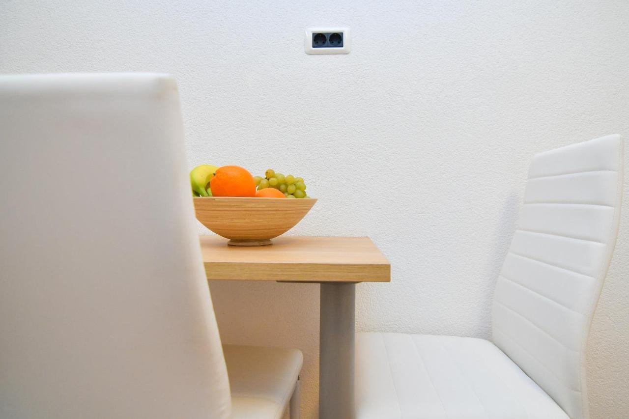 Studio Apartment Fažana Екстериор снимка